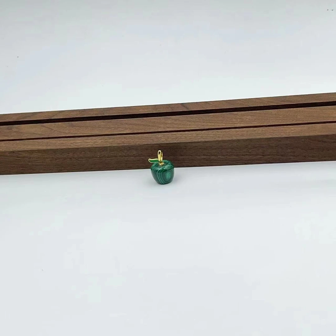 天然孔雀石小苹果吊坠 K692—多样性发
