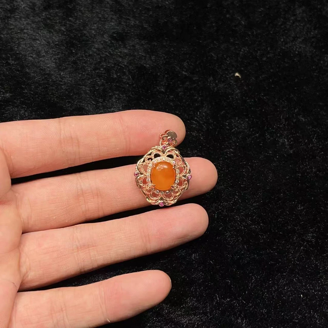 天然鸡油黄蜜蜡吊坠 M872—多样性发