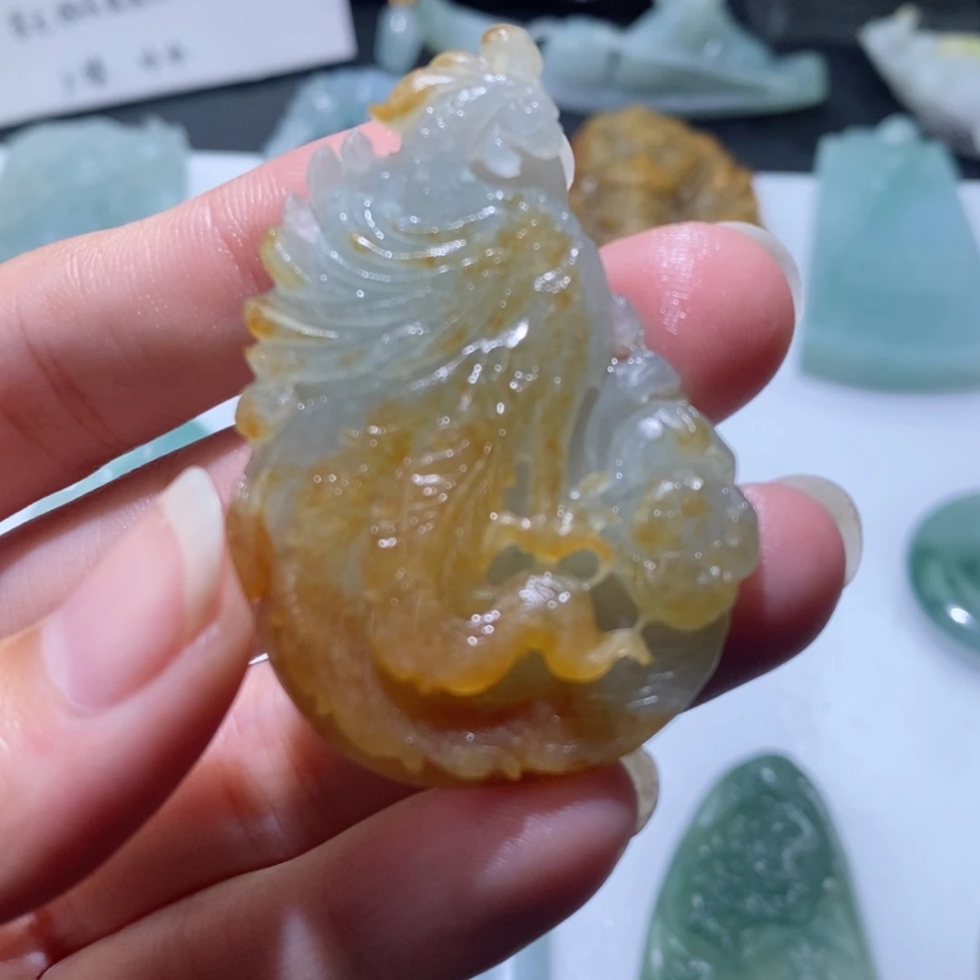 定制翡翠未镶嵌吊坠