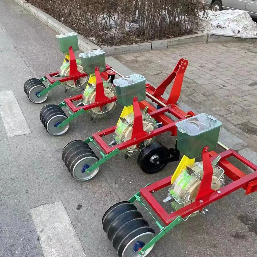 车带四行铁齿轮多功能播种机