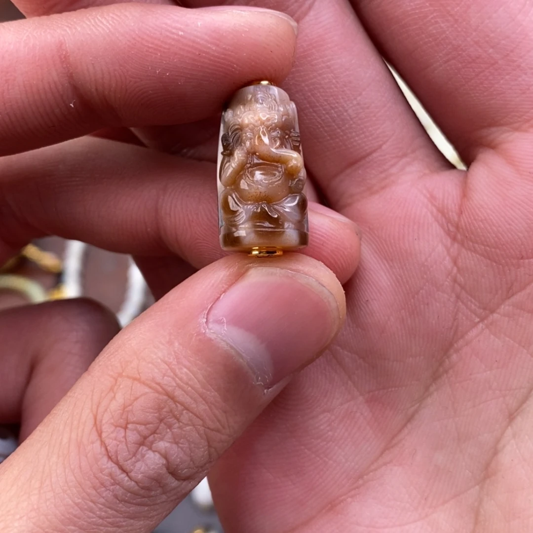 【闪购商品】玛瑙/玉髓配饰18K金镶嵌汉*包