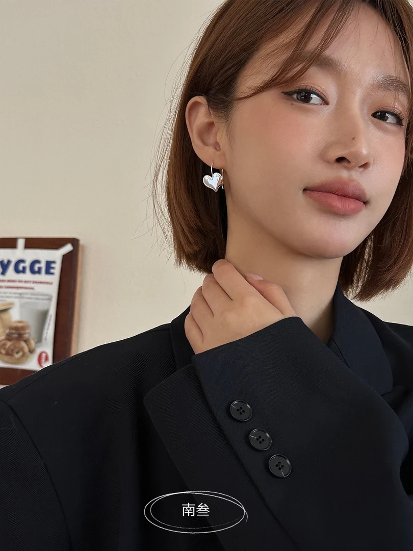 925银耳饰 爱心耳环女小众设计高级感银针纯银耳钉法式耳钩气质