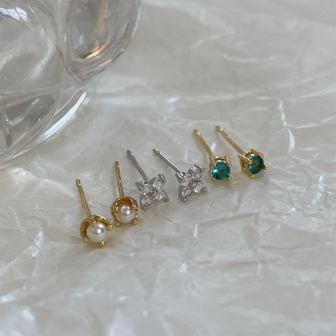 合成锆石耳饰 百搭简约耳钉小众设计高级感精致小巧锆石耳环女