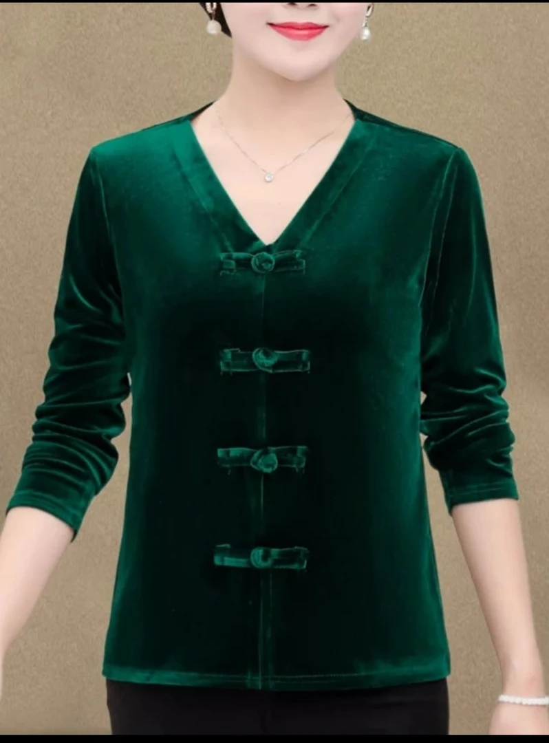 金丝绒小衫新款妈妈装加肥加大v领打底衫中老年春秋长袖盘扣上衣