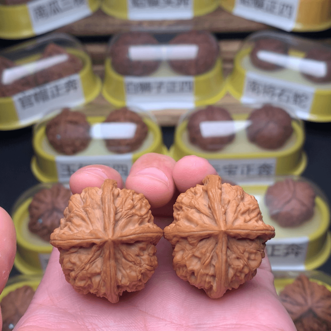 【闪购商品】文玩核桃吊坠蓝*?