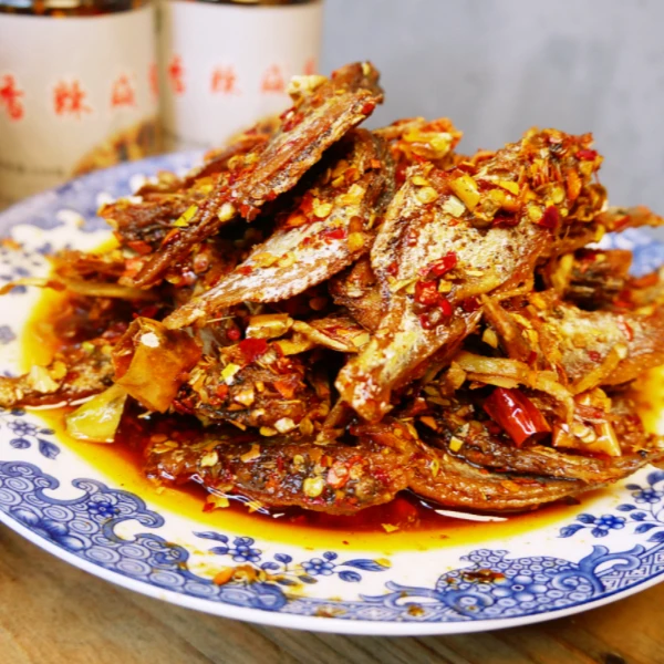 XIANG SAO/萫嫂自制下饭菜香辣咸鱼赣南特产230g