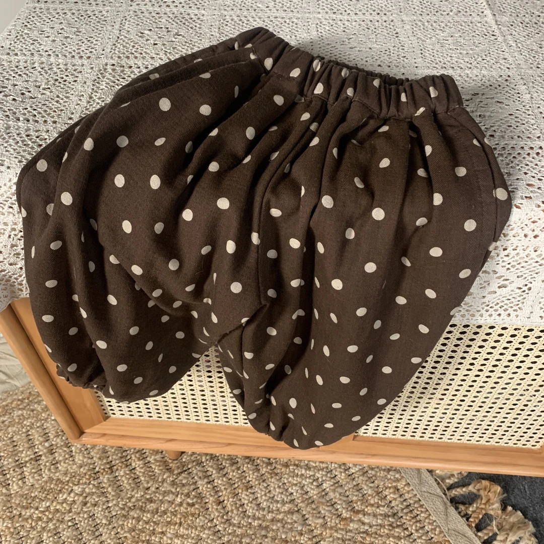 女童波点棉麻2024春季新款棉麻束脚灯笼裤小童8分裤子