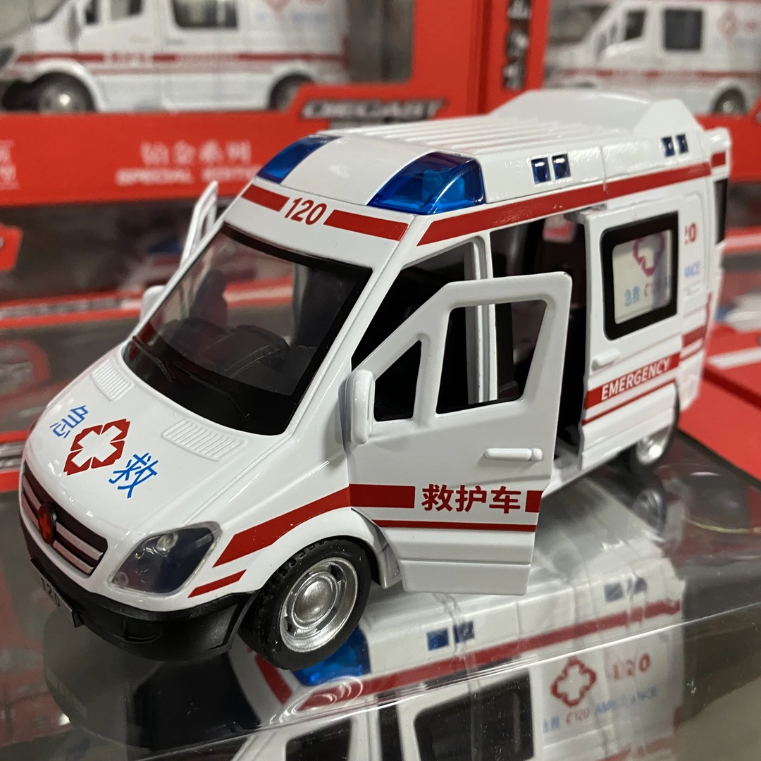 正版合金1:32救护车六开门回力声光玩具