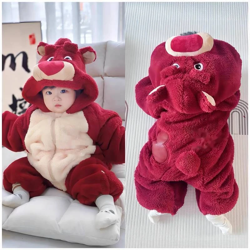 婴儿冬款加厚连体衣服男宝宝加绒加厚棉衣超萌可爱草莓熊外出爬服