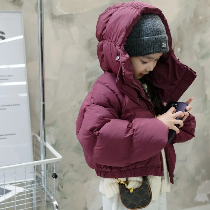 女童棉服2023冬装新款儿童洋气短款棉衣加厚面包保暖乌梅子酱外套