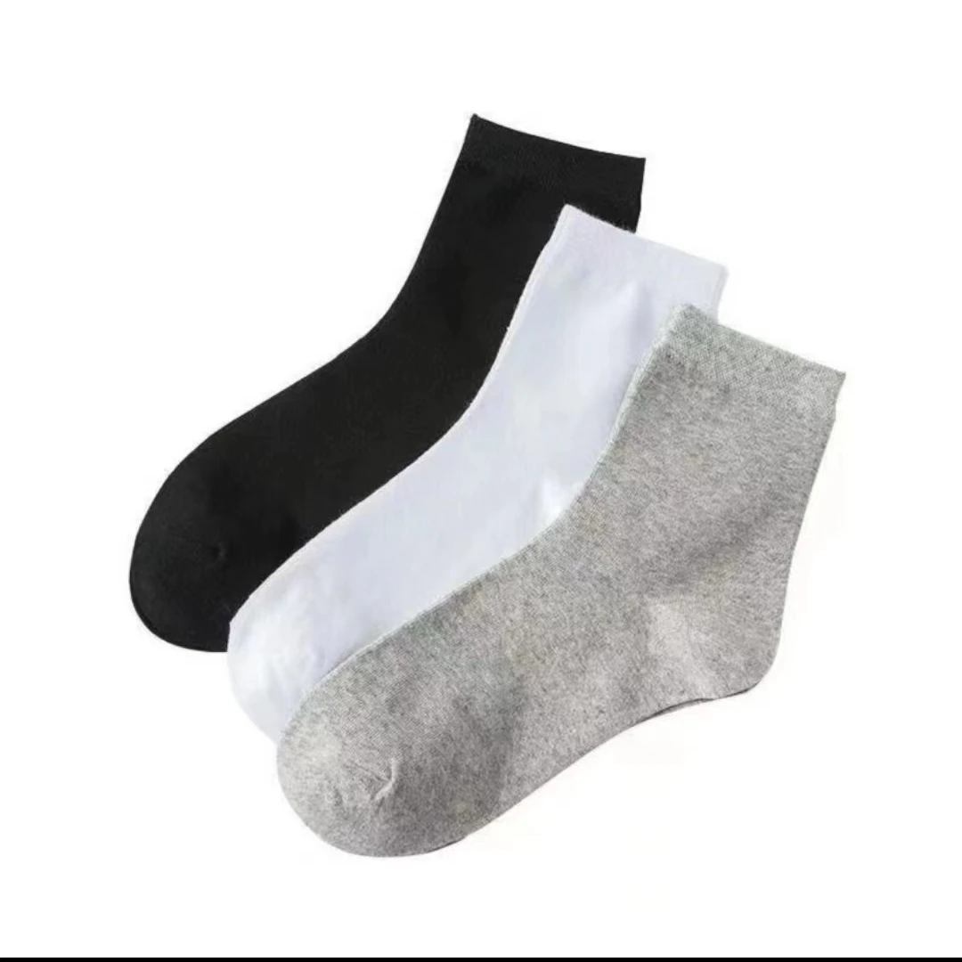 男女通用款棉质中通袜白色（颜色随机）