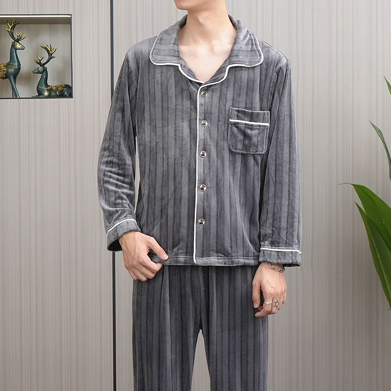 V/雅鹿海岛绒睡衣新款男睡衣春秋保暖加厚长袖秋冬组绒家居服套装