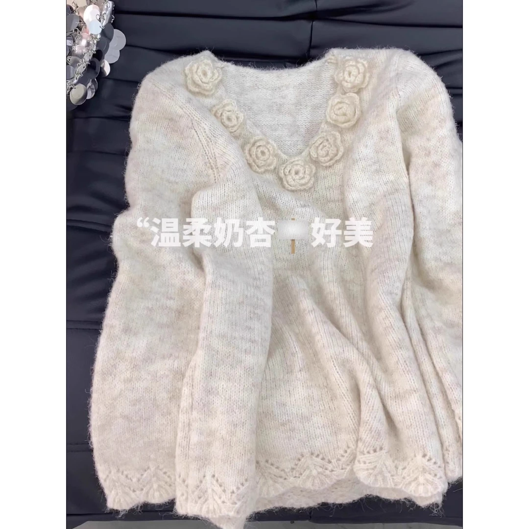 山茶花钩编针织衫V领毛衣女2024秋冬温柔风韩版宽松洋气减龄上衣