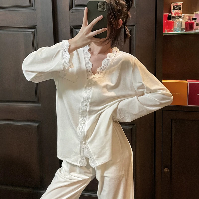 高级感纯色V领蕾丝简约风金丝绒睡衣女春秋季长袖长裤家居服套装