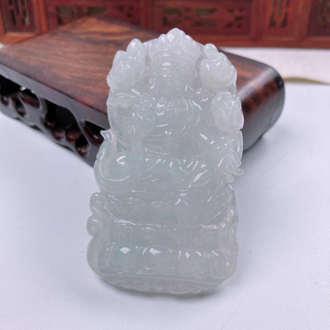 天然翡翠A货吊坠大势至菩萨本命佛守护神生肖马满色手工白冰冰种