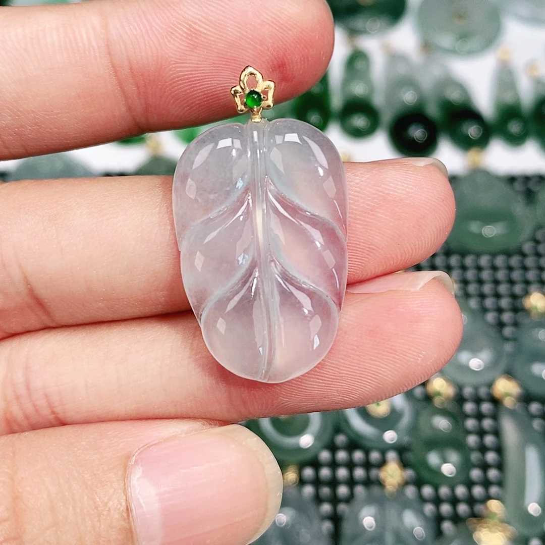 翡翠吊坠(不含链)18K金镶嵌
