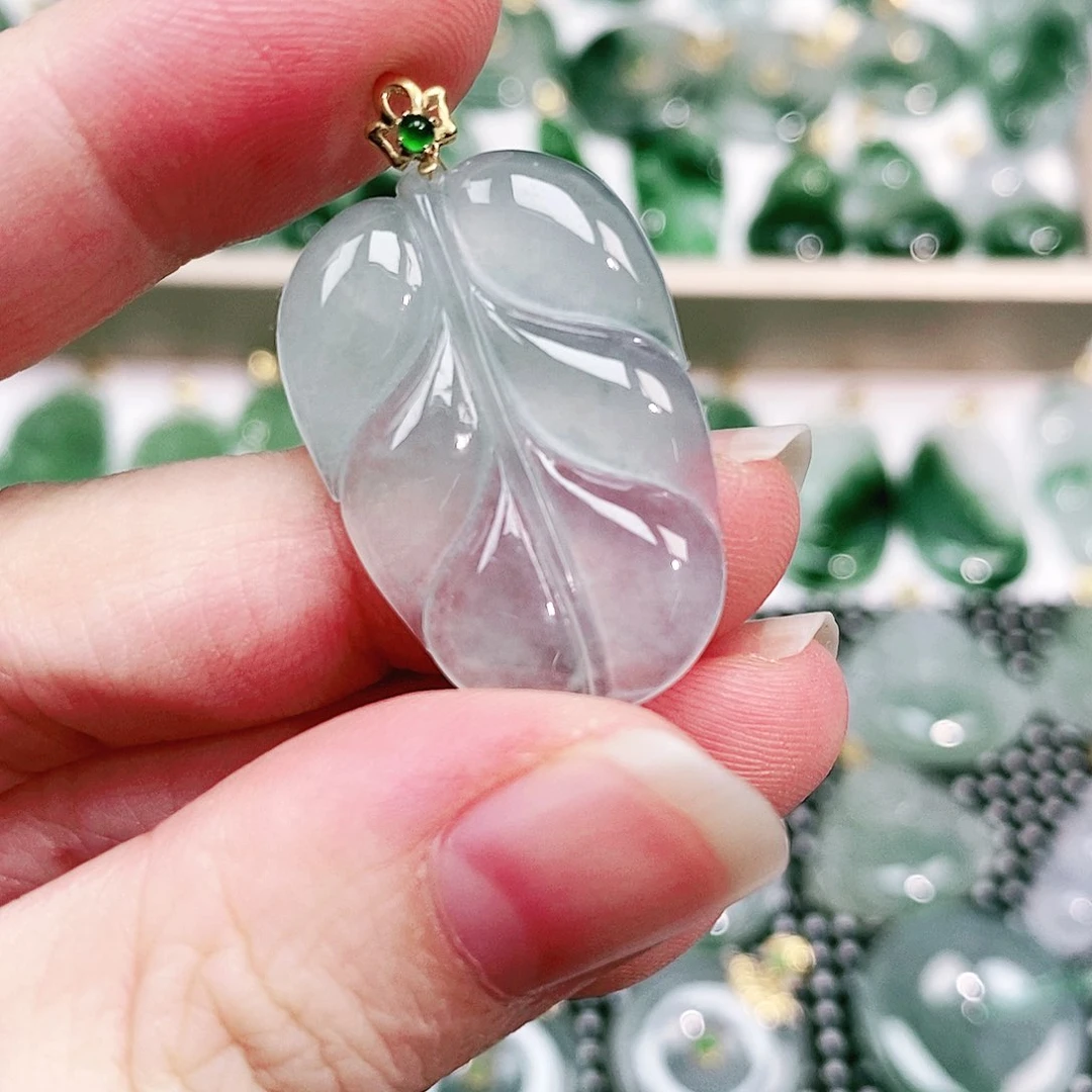 翡翠吊坠(不含链)18K金镶嵌