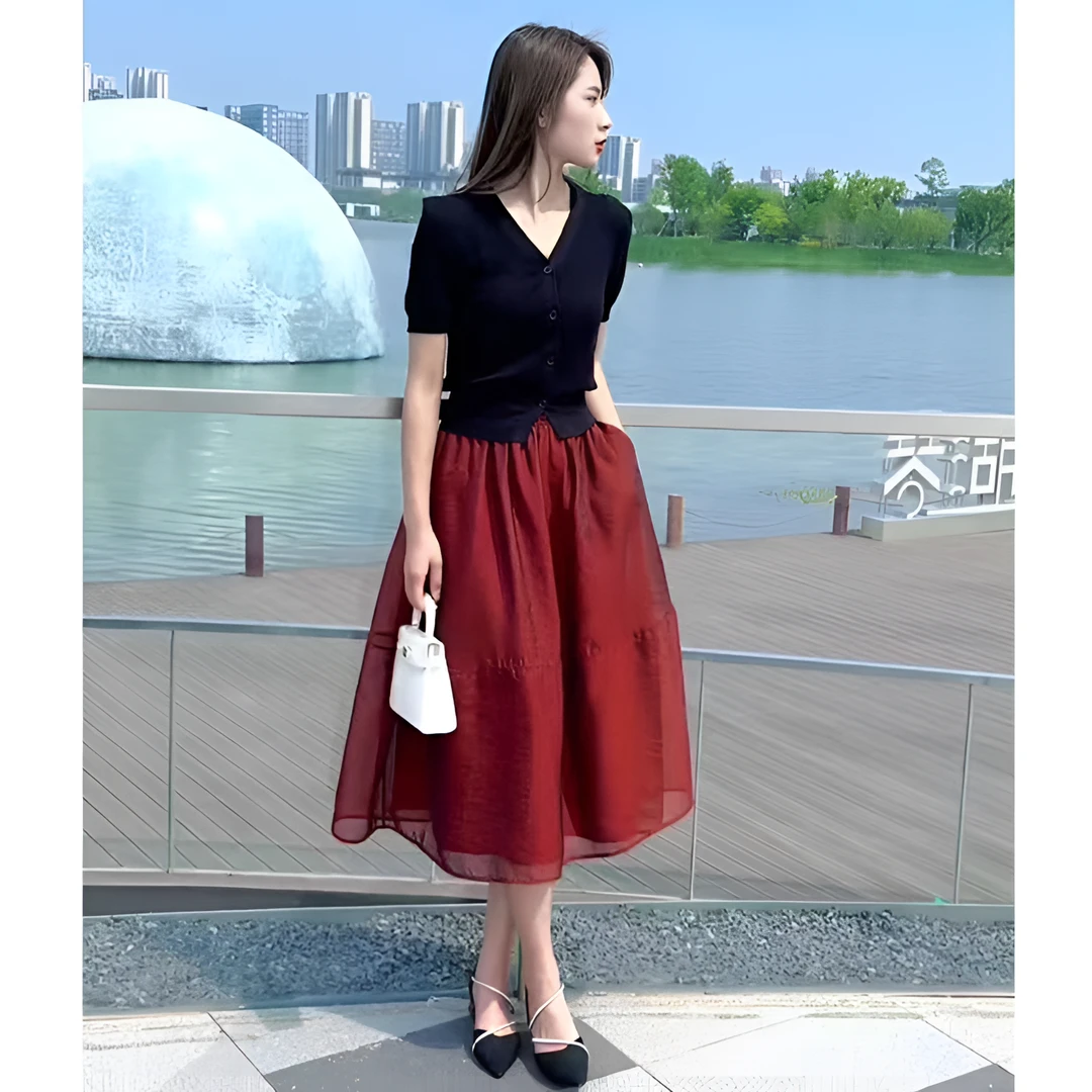 夏季新款V领冰丝薄款T恤女短袖针织衫开衫显瘦短款上衣黑色半身裙