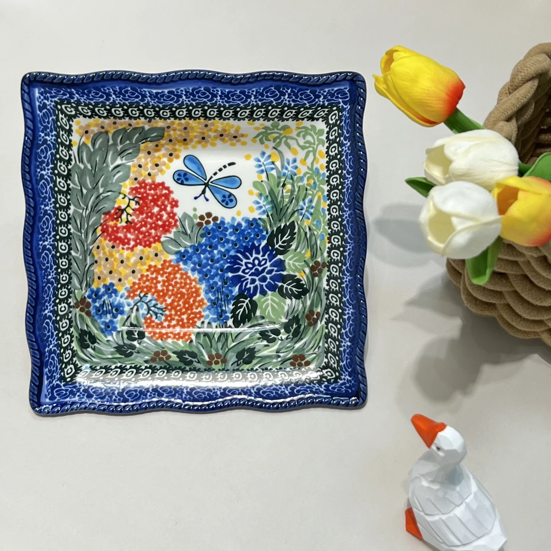 兮房 蝶恋花方形盘子陶瓷家用方形菜盘釉下彩高颜值手绘2025新款