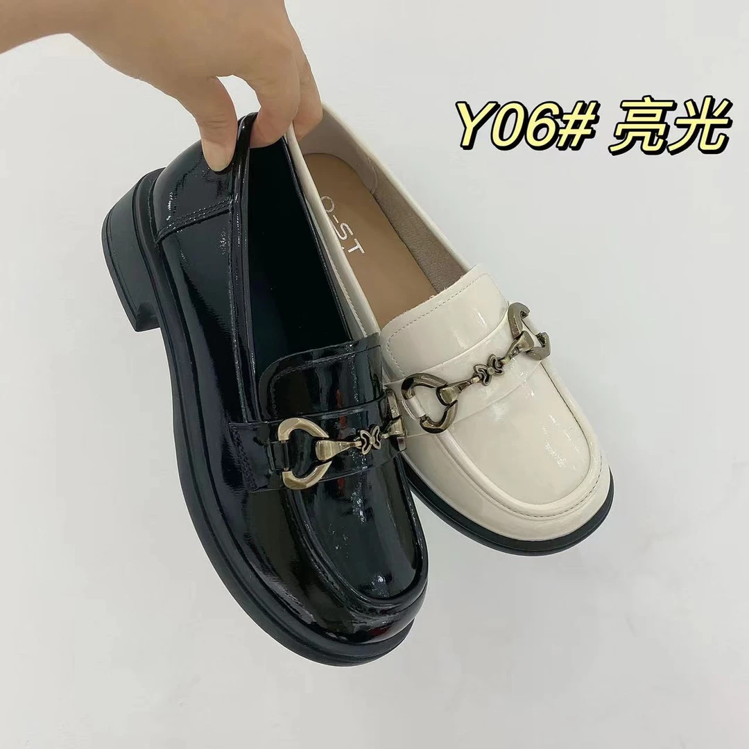 Y06春夏新款漆皮亮面厚底乐福鞋软皮一脚蹬女单鞋英伦风女士皮鞋