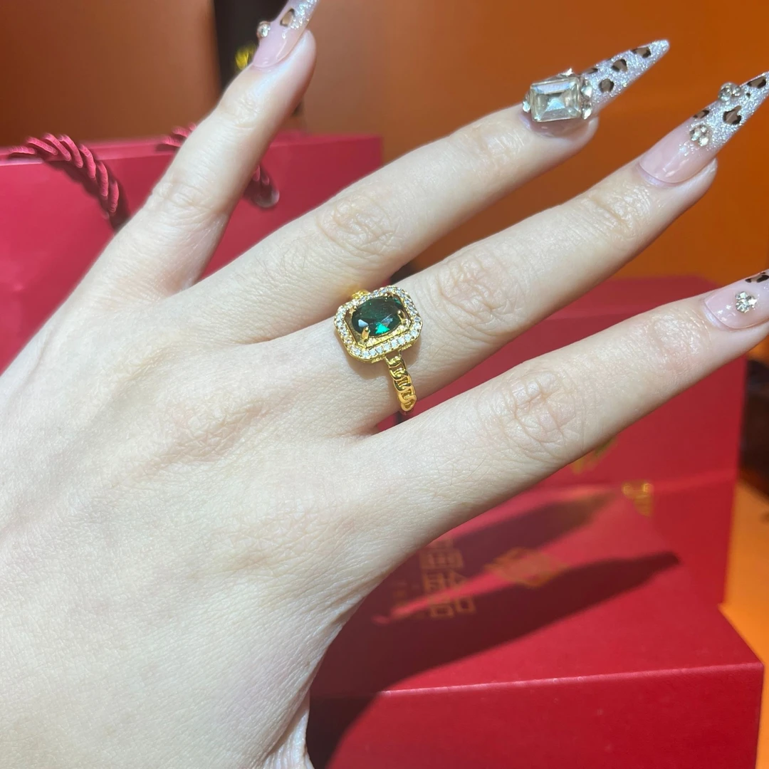18 K 金【专柜正品带鉴定证书】绿色方糖戒指【丹丹专属H】