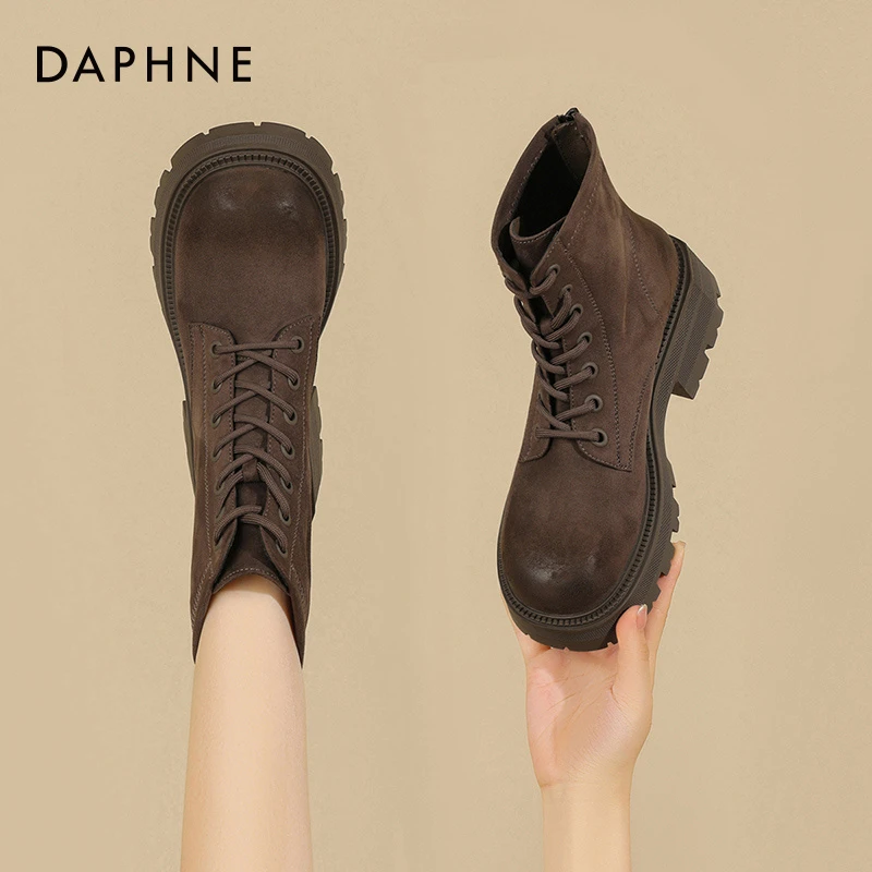 【达芙妮】马丁靴女新厚底增高粗跟短靴系带 跟高5cm 4023605078