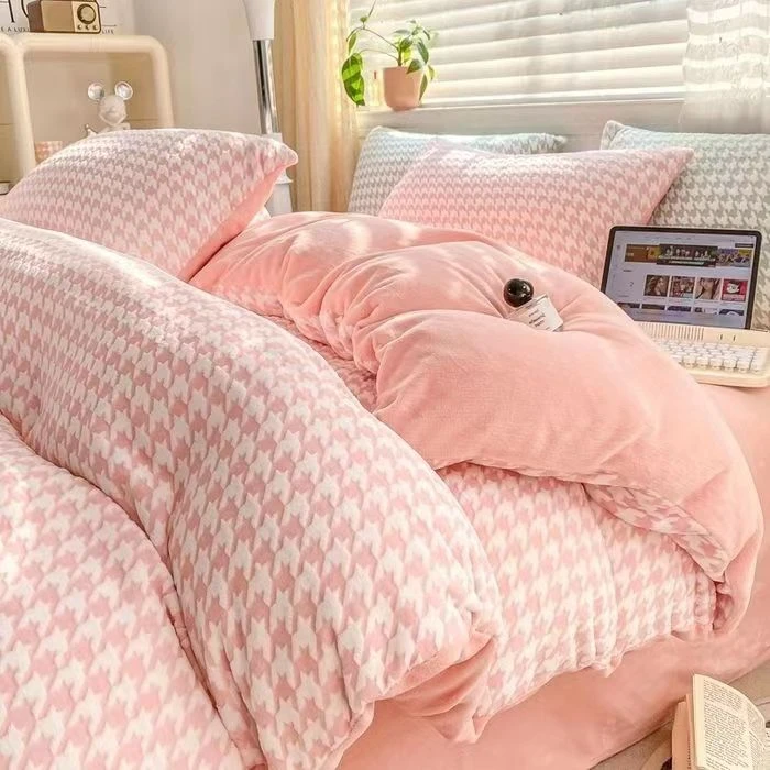 新款印花雕花牛奶绒200x230单被套加绒加厚微瑕款直播间介绍为准