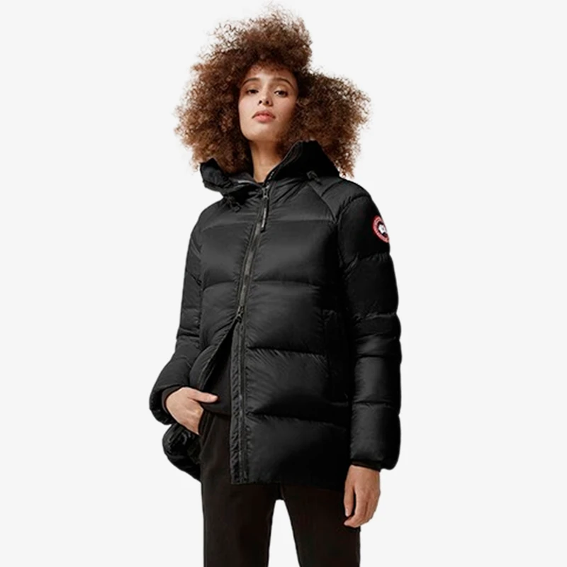 全新未使用  【专柜价11000元】 Cypress女士连帽羽绒服 CG2239L