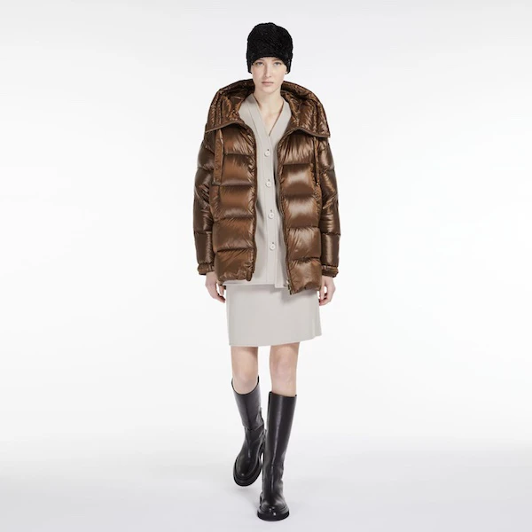 全新未使用 MaxMara 【国现 专柜价7700元】女士羽绒服Spacesse 016
