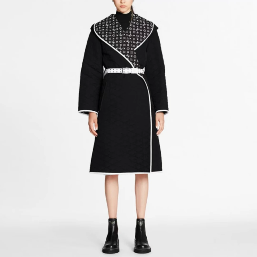 全新未使用 LouisVuitton/路易威登 【国现】女士秋冬外套 WZ1024