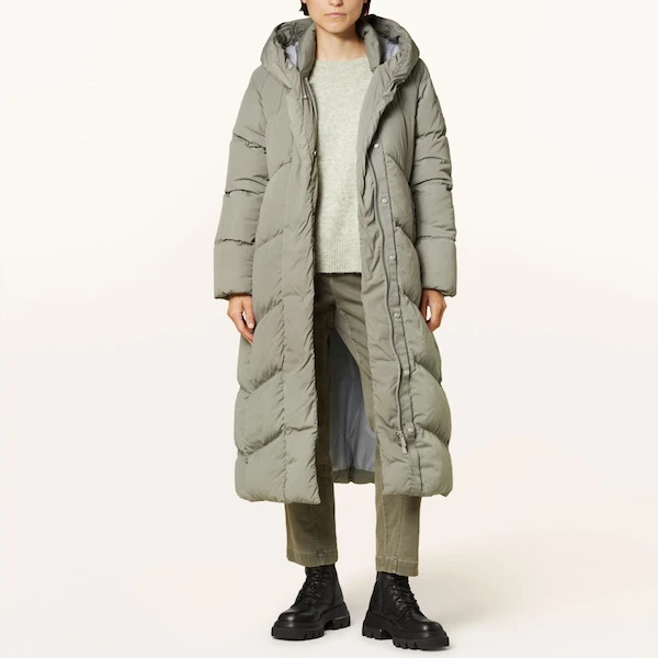 全新未使用 加拿大鹅 【国现 专柜14000元】女士羽绒服CG3900W 852