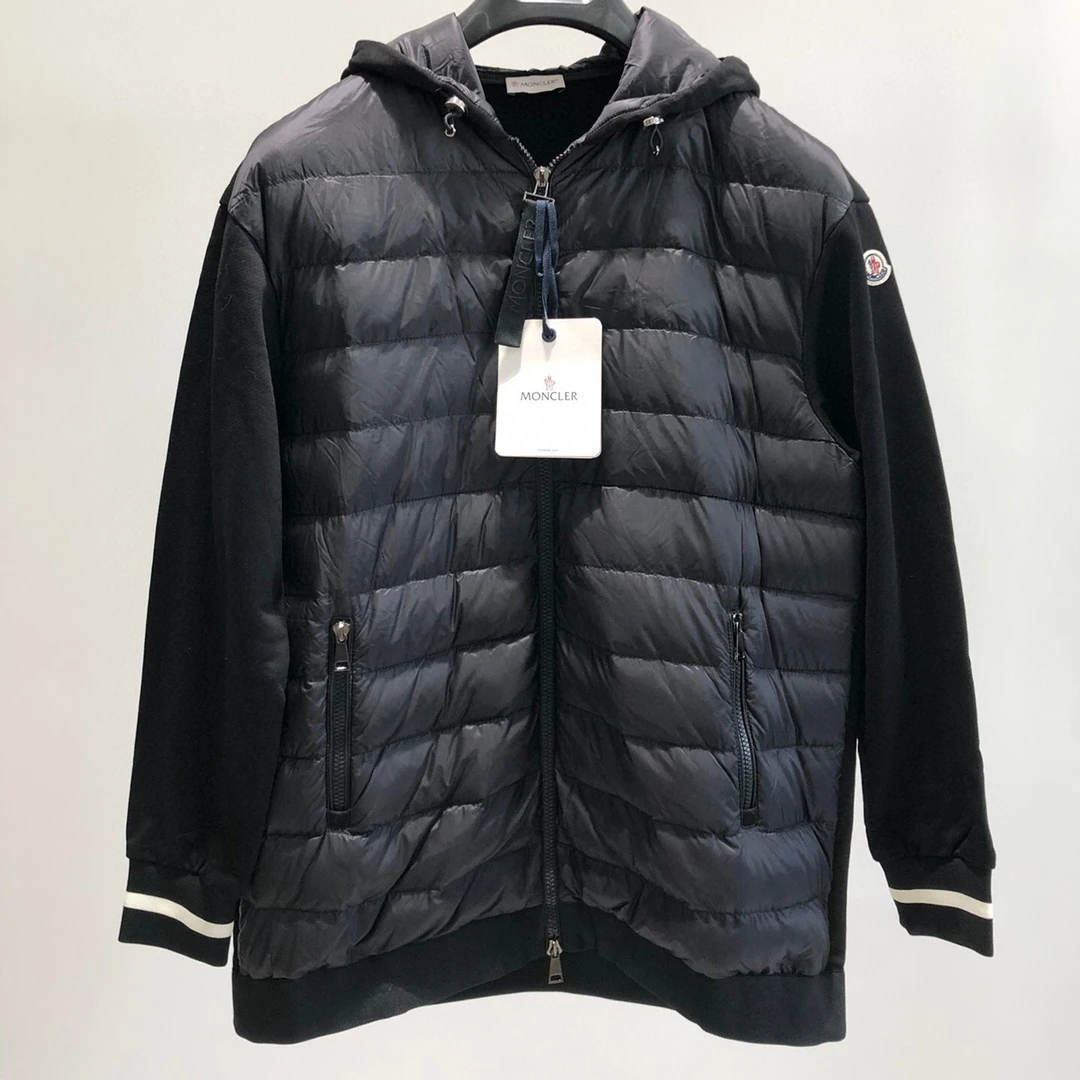 全新未使用 MONCLER 【国现】女士冬季羽绒外套 Cardigan
