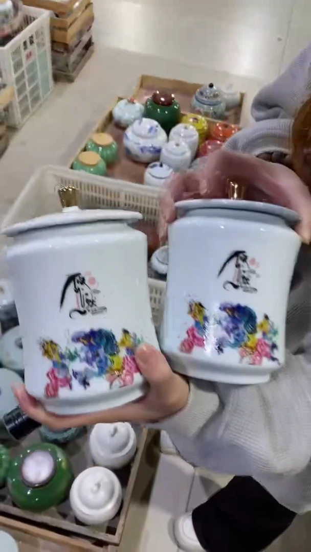 【闪购商品】罐陶瓷茶叶罐存茶罐！！