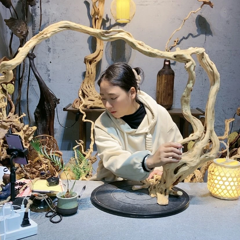 【闪购商品】密胺摆件松**弟