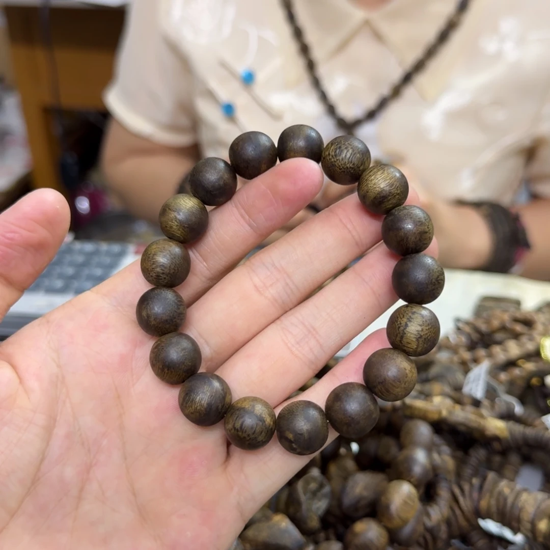 沉香木手串白棋 99 沉单圈 1.3-15 克多样性发货一串
