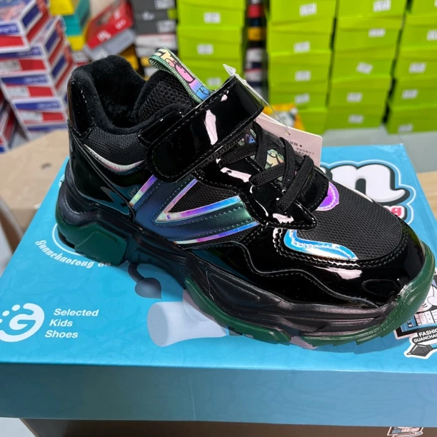 男童超轻运动款大棉鞋黑色中大童加绒冬季时尚儿童男童