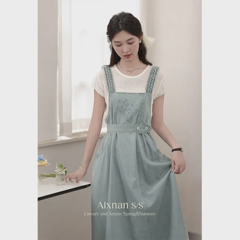 【粉丝福利】鹿向南「风吹铃兰」法式甜美背带裙女2025夏季新款L37860