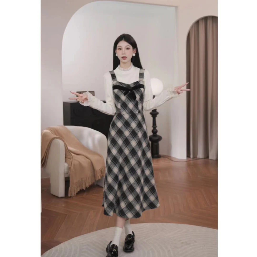 【粉丝福利】鹿向南【秋冬氛围】2024秋季新品背带裙套装DYL661353