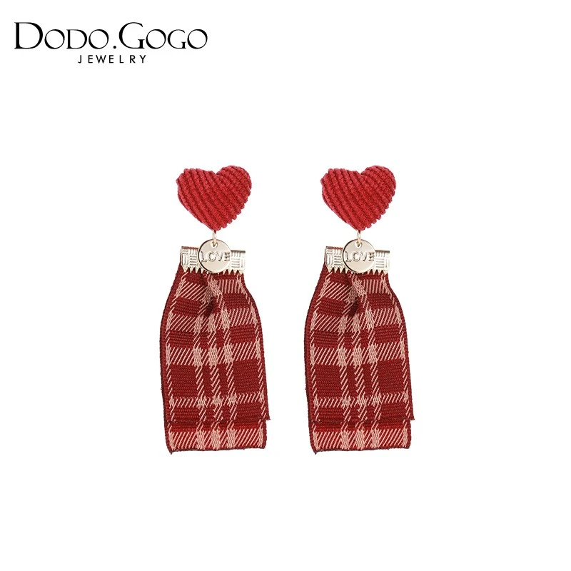 DODOGOGO 铜合金布艺耳饰 红色爱心耳环女格子耳钉时尚百搭耳饰