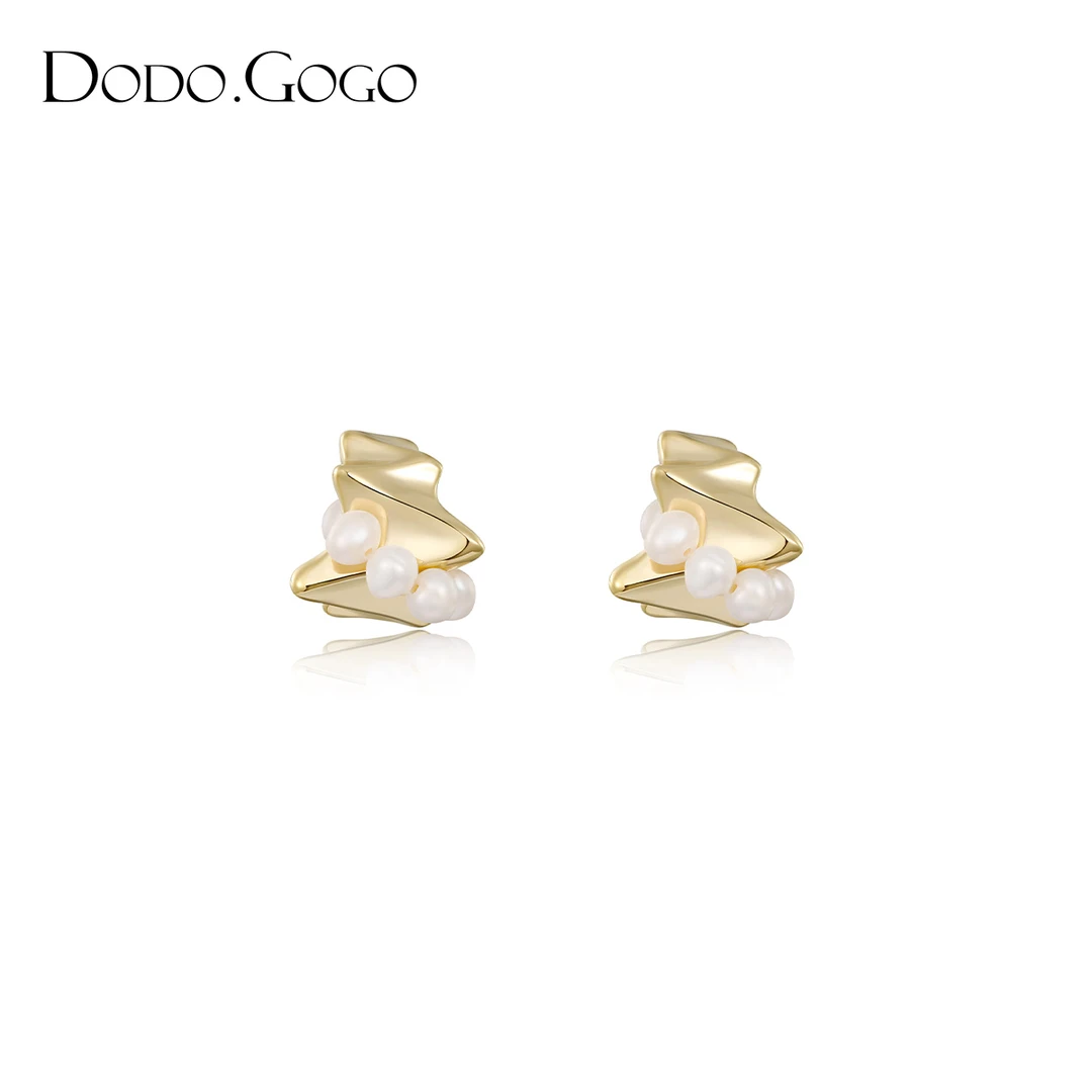 DODOGOGO 合金仿珍珠耳饰 气质轻奢时尚小众简约设计感异形耳环