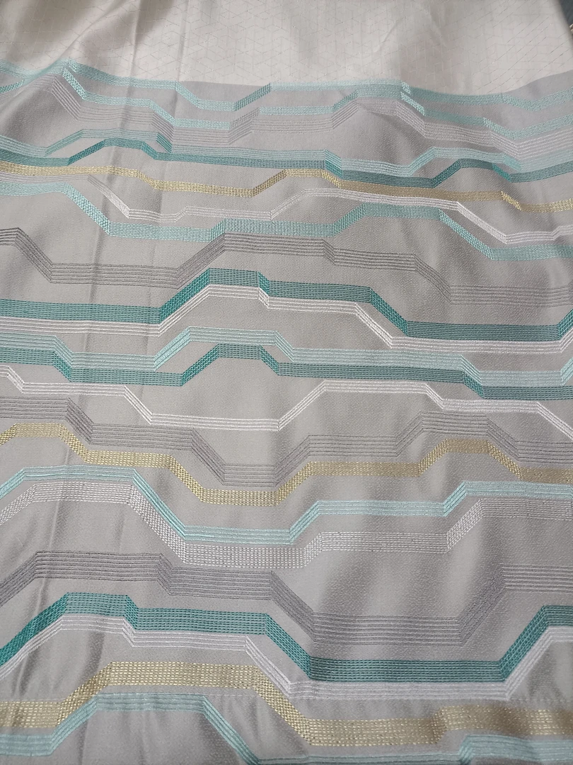 0102浅绿色拼接窗帘宽5.1对开高2.8钩