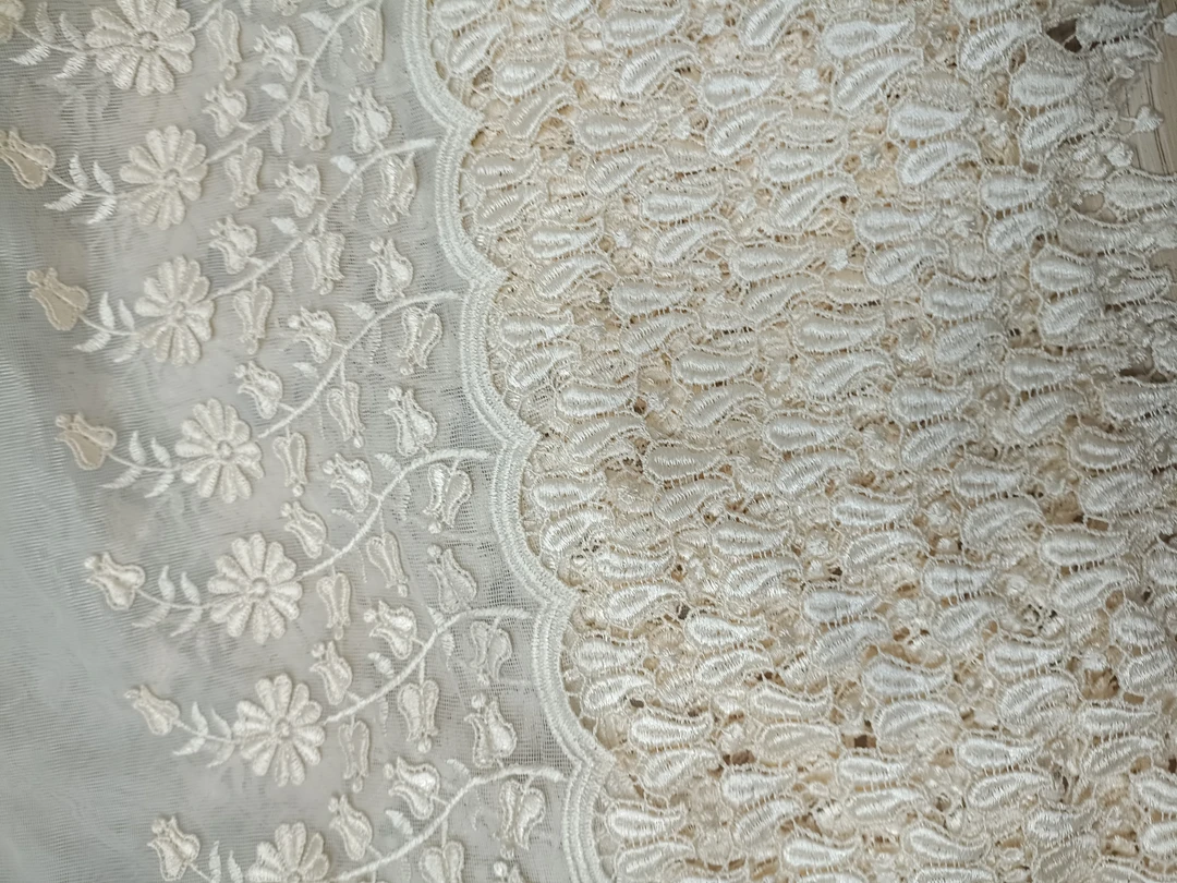 2084浮雕刺绣纱帘宽5.3高2.7钩单