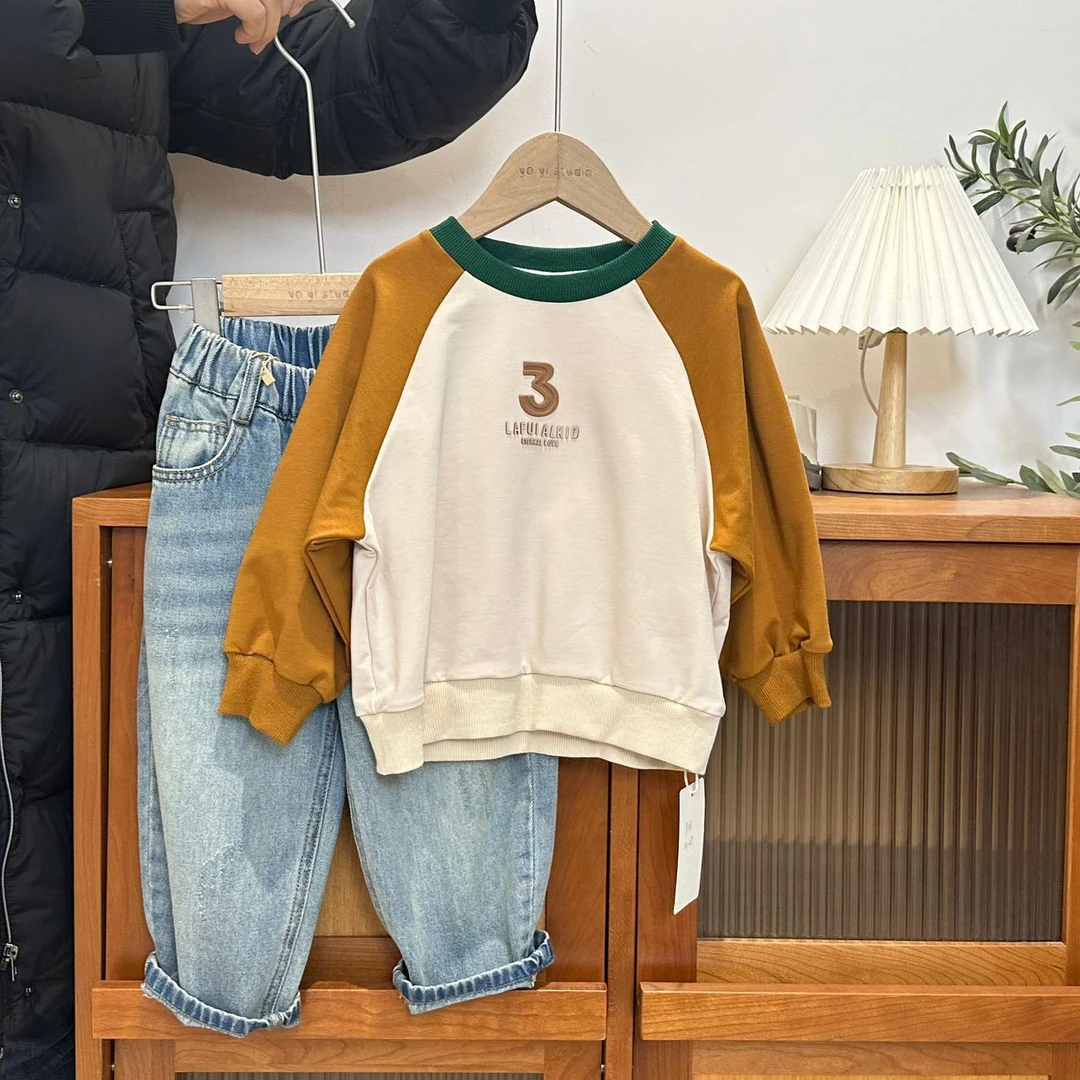 儿童春季简约数字拼接圆领插肩袖T恤15223