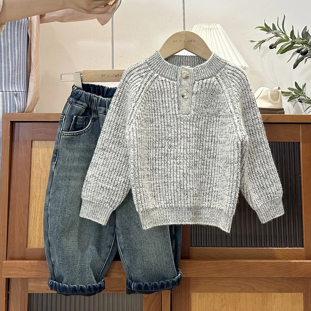 儿童冬季洋气百搭纽扣针织毛衣10373