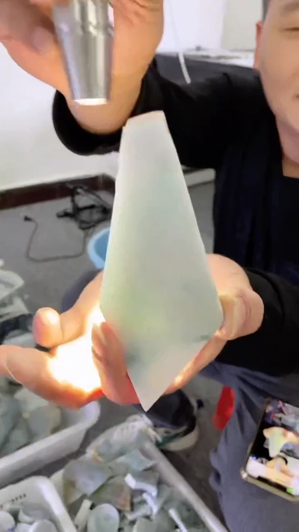 【闪购商品】定制翡翠未镶嵌