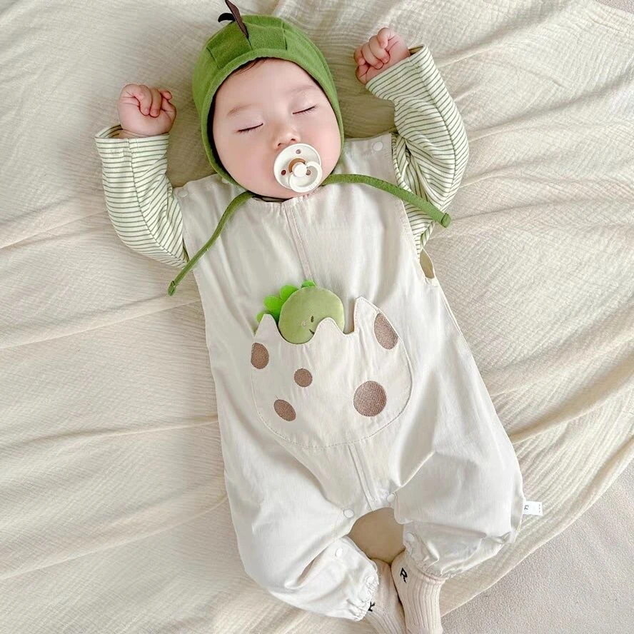 婴幼儿洋气小套装春秋款外出超萌可爱背带裤两件套男女宝宝爬爬服