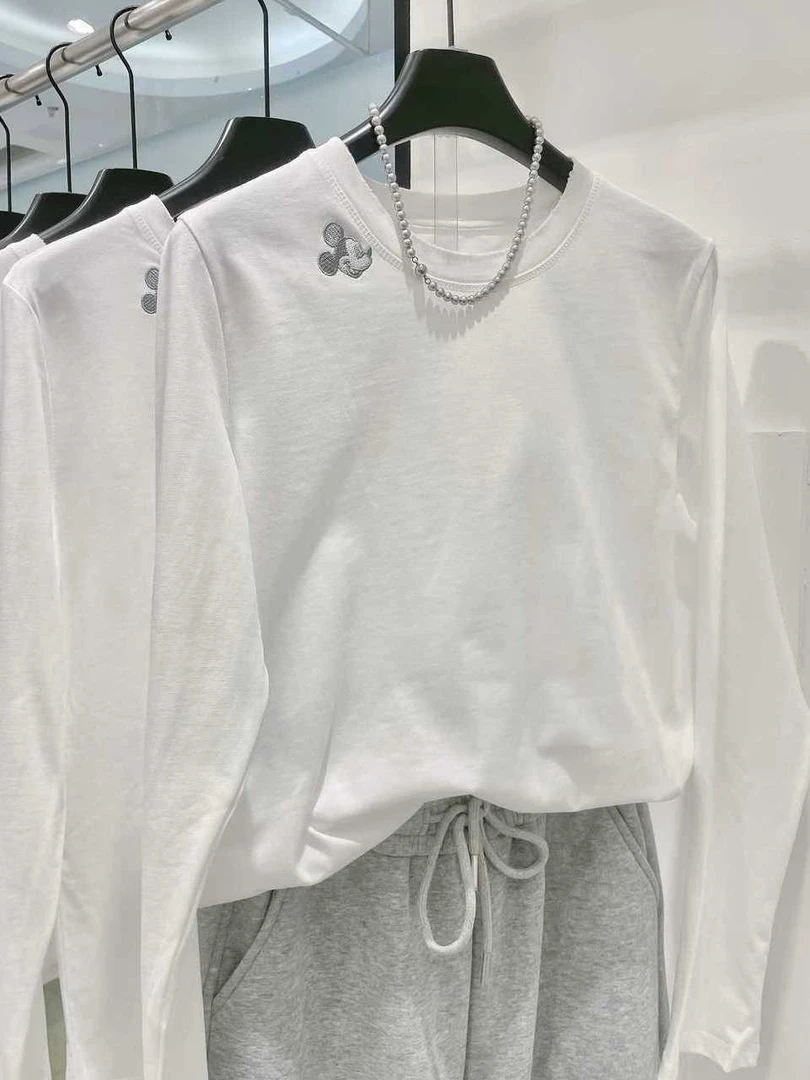 纯棉大码米奇刺绣长袖上衣女秋冬季2024新款宽松显瘦时尚打底衫女