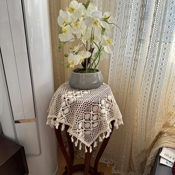 米色60厘米正方凤尾流苏小桌布两个装