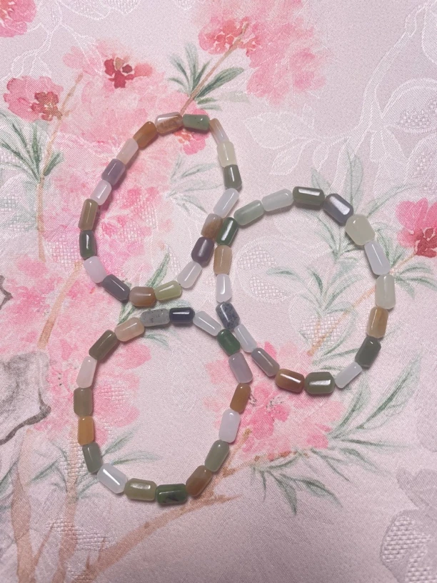 天然和田玉随型多宝手串 气质时尚 简约可爱多样性发货拍一发一