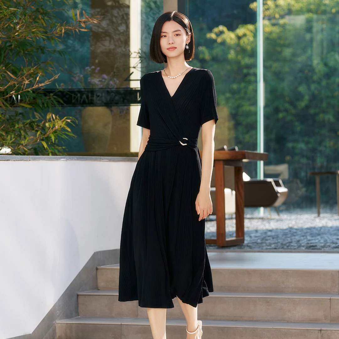 歌蒂诗专柜新款简约通勤休闲百搭收腰夏季显瘦连衣裙8E22L2178